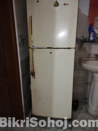 Fridge sale hobe